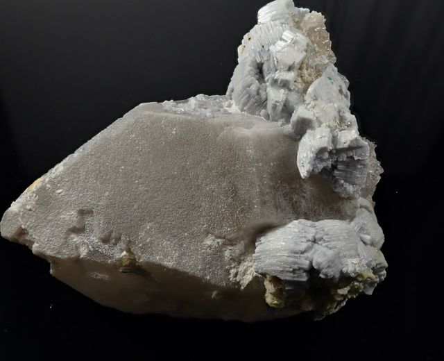 Mineral. Apatito grupo, berilo, torbernita, cuarzo