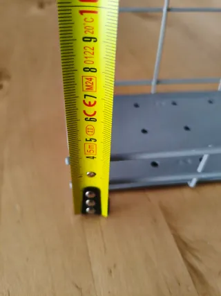 Scaffali metallici organizzatori