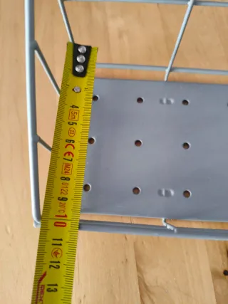 Scaffali metallici organizzatori