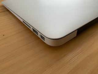 MacBook Air 13” 129GB Plata