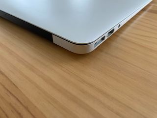 MacBook Air 13” 129GB Plata