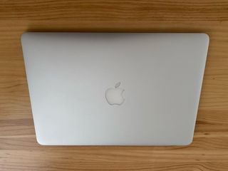 MacBook Air 13” 129GB Plata