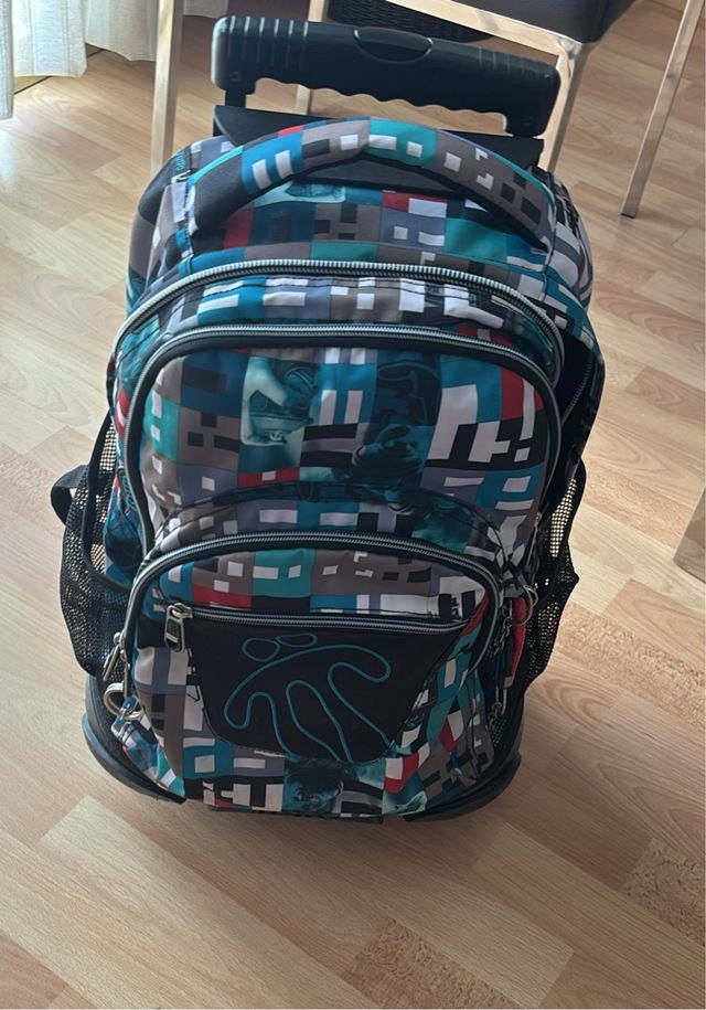 Mochila Totto con ruedas multicolor