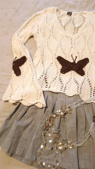 Jersey Lois Beige Mariposas