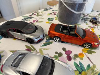 Coches a escala 1:18