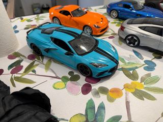 Coches a escala 1:18