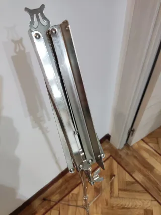 Atril de música metálico plegable