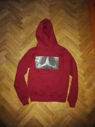 Sudadera con estampado Pray