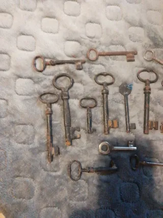 Set di chiavi antiche