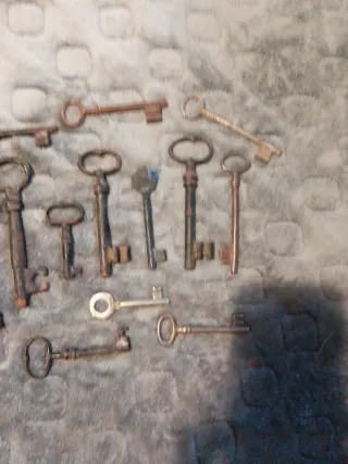 Set di chiavi antiche