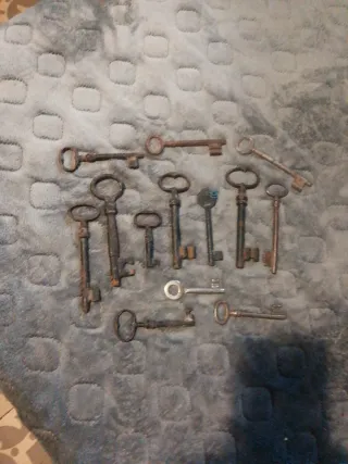 Set di chiavi antiche