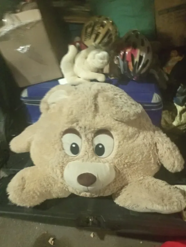 Peluche di cane grande