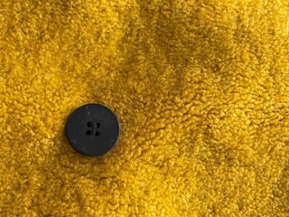 Abrigo Zara Amarillo