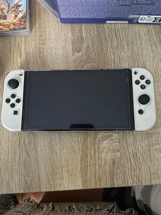 Nintendo Switch OLED Mario Kart 8 Deluxe