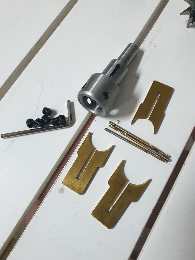 Herramientas de carpintería varias