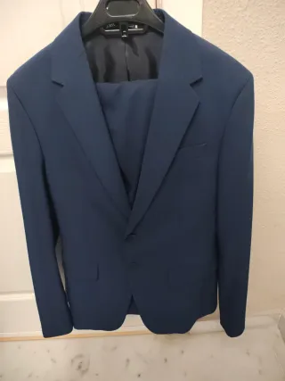 Traje Zara Azul Talla M