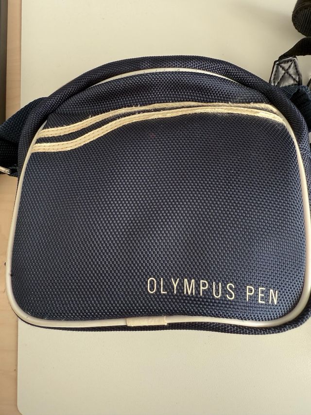 Olympus E-M10 + M.Zuiko 14-42mm