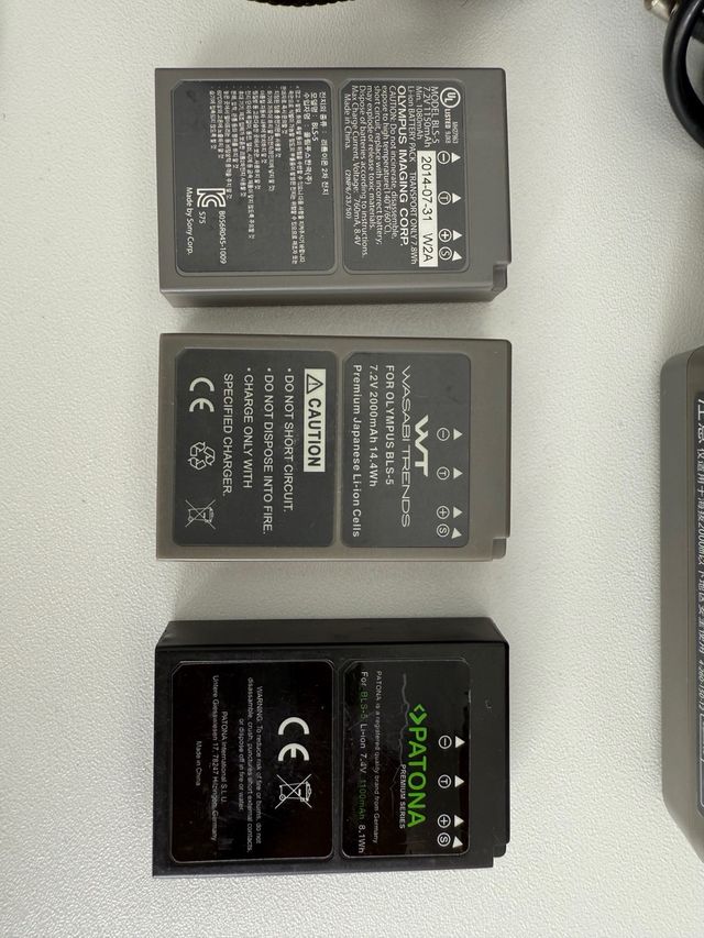 Olympus E-M10 + M.Zuiko 14-42mm