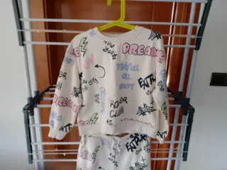 Conjunto chándal divertido graffiti talla7-8