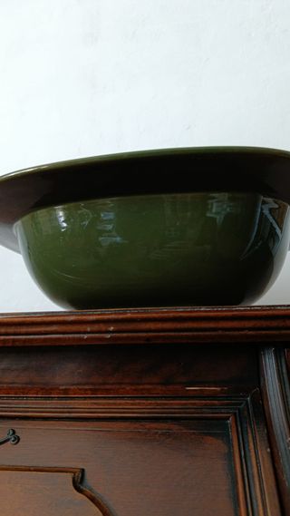 Zuppiera in ceramica verde