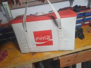 2 vecchie frigoriferi Coca-Cola