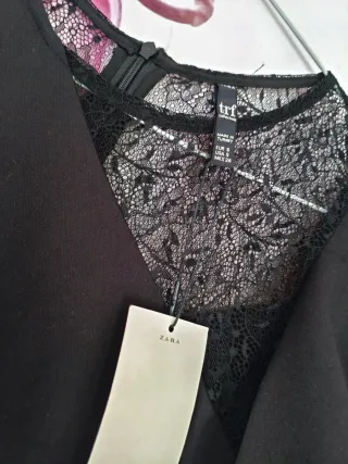 Vestido Negro Mujer ZARA TRF con Encaje
