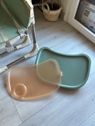 Trona impermeable comida y siesta