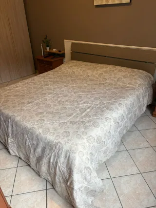 Trapunta Matrimoniale Beige e Bianco