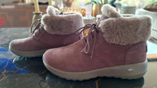 Skechers stivaletti rosa con pelliccia