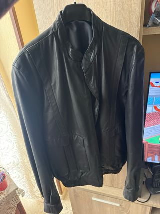 Chaqueta de piel Tal Negra