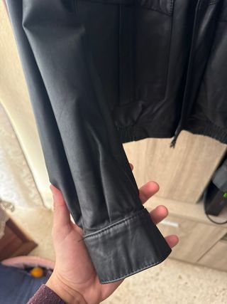 Chaqueta de piel Tal Negra