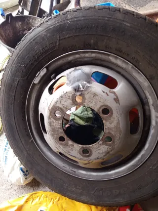 Neumático ALL WEATHER 107/105R