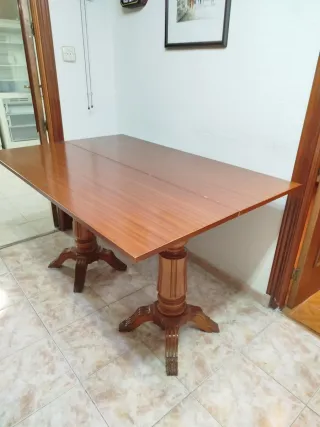 Mesa de comedor extensible