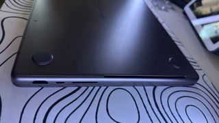 MacBook Pro 14” M4 16GB/512GB SSD Negro