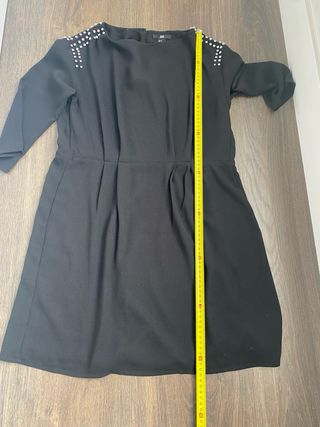 Vestido H&M negro con pedrería