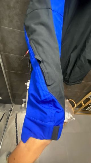 Chaqueta de esquí marca 686 a estrenar