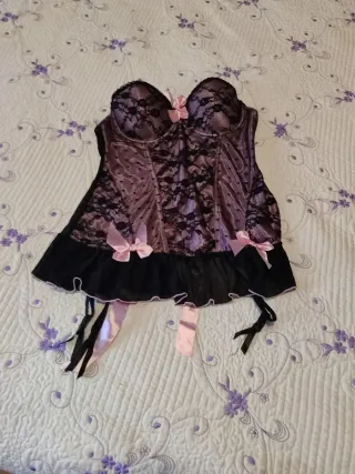 Lencería Corsé Negro y Rosa Talla s