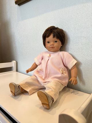 Muñeca expositora tienda niños