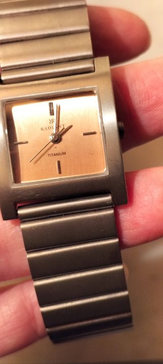 Reloj Radiant Titanium Nuevo vintage