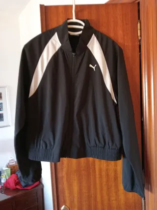 Chaqueta Puma Negra y Blanca Talla M