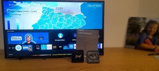 TV Samsung 32 QE32LS03T