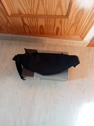 Riñonera Nike Negra