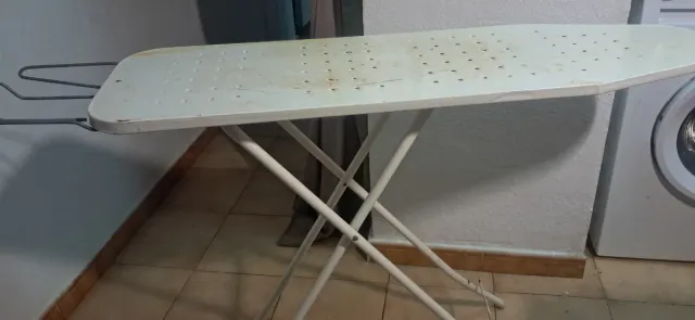 Tabla de planchar plegable