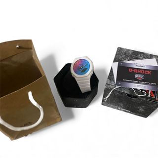 Reloj Casio G-Shock Multicolor y Blanco