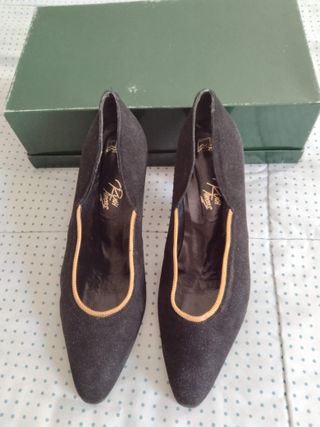Zapatos de ante negros