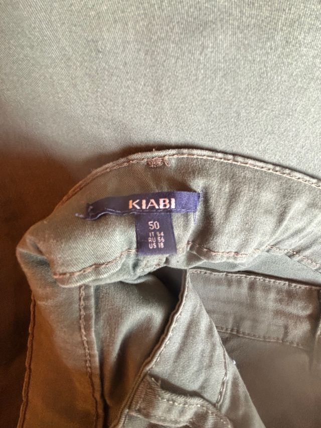 Pantalón verde talla 50