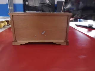 Joyero musical de madera