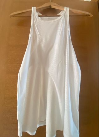 Camiseta deportiva Adidas blanca