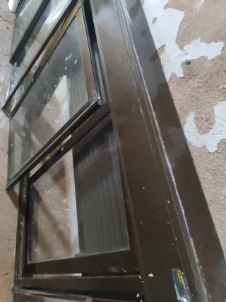 Ventanas correderas aluminio con persiana