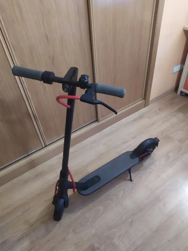 Patinete Eléctrico Xiaomi Esencial